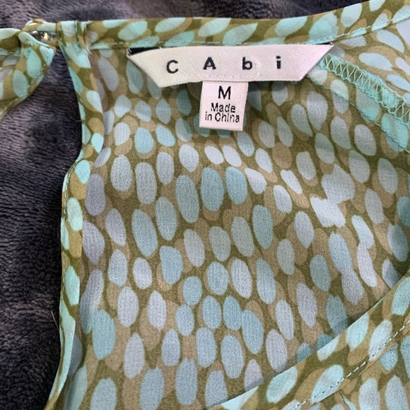 Cambi blouse women’s size medium blue & green pattern NWOT - Picture 2 of 7